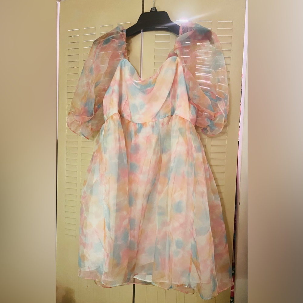 Rainbow tulle babydoll dress with puff sleeves. Worn once. Shein sz 1x